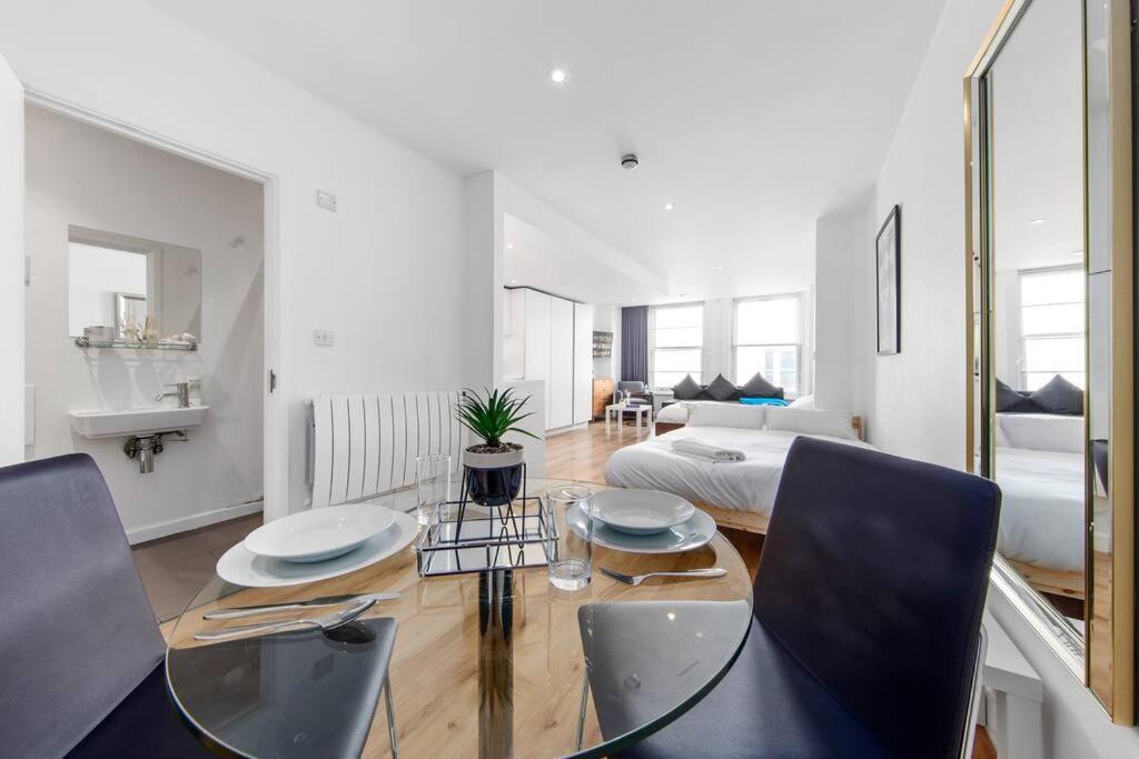Stylish Sleep6 Flat At Iconic Piccadilly Circusvr6 * Londra